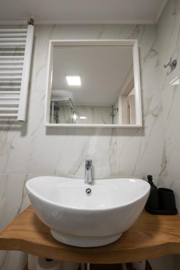Ikos Central Spacious Apartment 塞萨洛尼基 外观 照片
